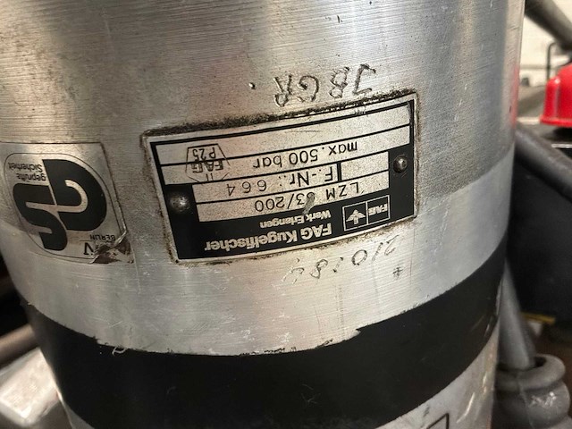 Lukas hydraulik lzm 63/200 hydraulische hefvijzels en handpompen - afbeelding 4 van  6