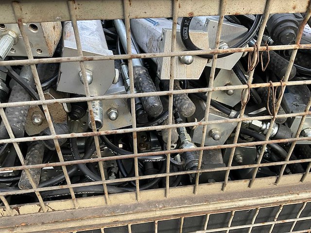 Lukas lh2/0,9-70 hydraulische hogedruk handpomp (63x) - afbeelding 4 van  6