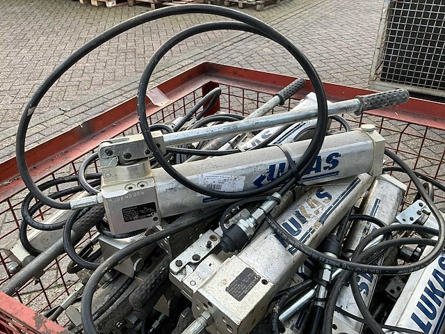 Lukas lh2/0,9-70 hydraulische hogedruk handpomp (63x) - afbeelding 2 van  7