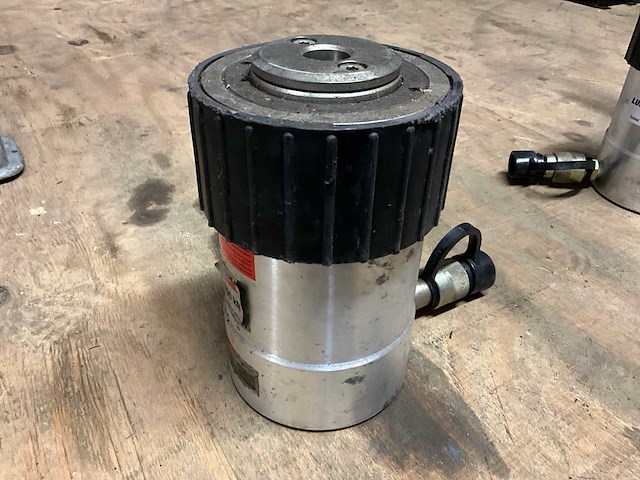 Lukas lkz 55/100 hydraulische cilinder - afbeelding 1 van  4