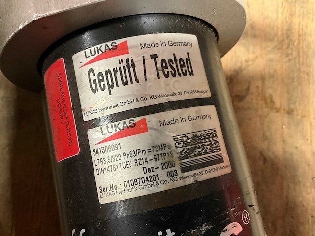 Lukas ltr 3,5/820 hydraulische 3 stage cilinder - afbeelding 4 van  5