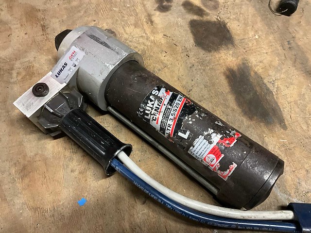 Lukas ltr 3,5/820 hydraulische 3 stage cilinder - afbeelding 2 van  5