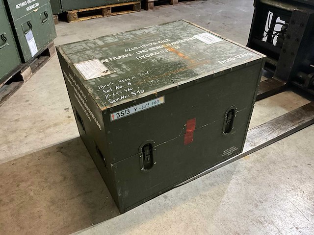 Lukas set hydraulisch redgereedschap - afbeelding 9 van  17