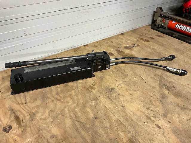 Lukas zph 1a/5 hydraulische handpomp - afbeelding 1 van  5