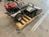 Lumag - 2018 - km1000 - zelfrijdende veegmachine incl sneeuwschuiver - afbeelding 8 van  12