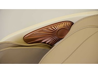 Lumaseat - massagestoel - victoria - wit - afbeelding 1 van  8