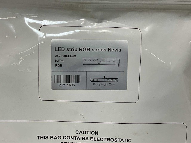 Lumiparts nevia 2.21.1636 led strip rgb 24v 9w/m - afbeelding 4 van  4