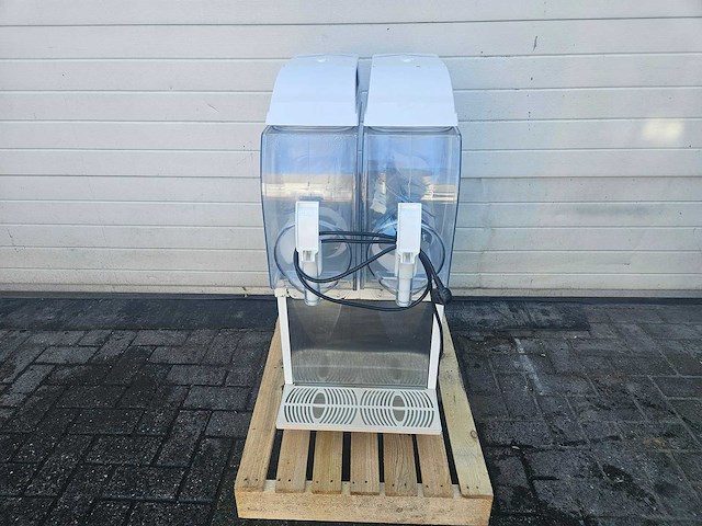 Lunamil - slushijsmachine - afbeelding 1 van  2
