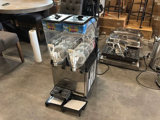 Lunamil slushpuppy machine - afbeelding 1 van  5