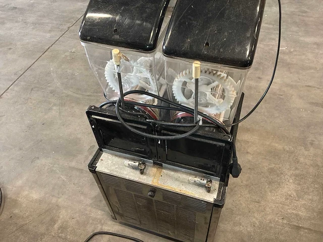 Lunamil slushpuppy machine - afbeelding 5 van  5