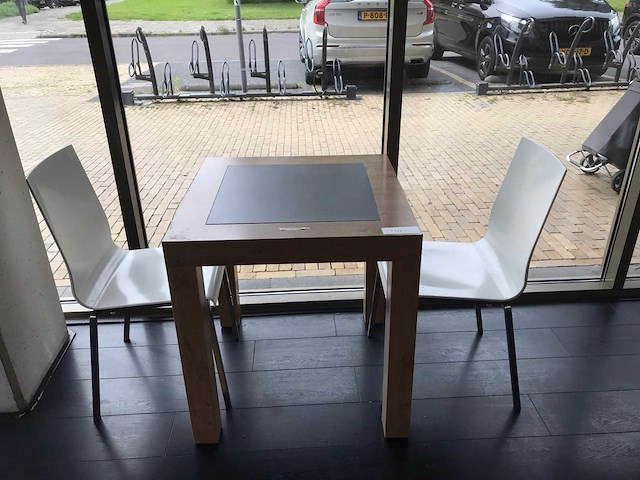 Lunchroommeubilair (4x) - afbeelding 5 van  8