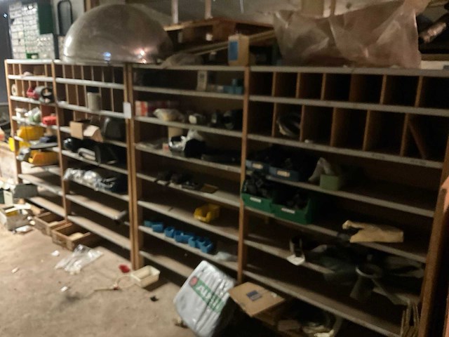 Lundia kast met inhoud - afbeelding 1 van  8