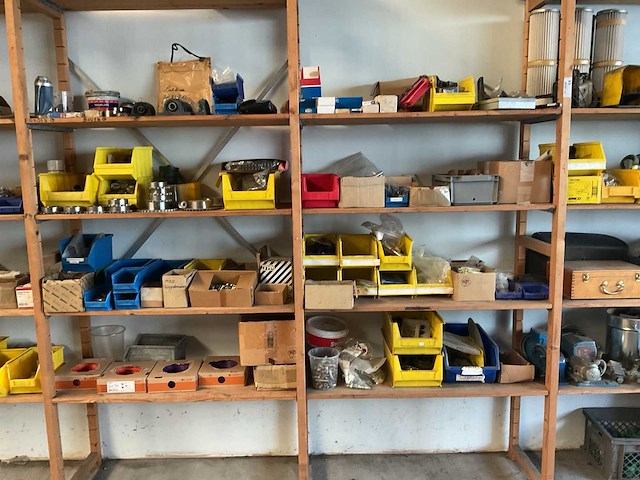 Lundia stellingskast + divers materiaal - afbeelding 4 van  5