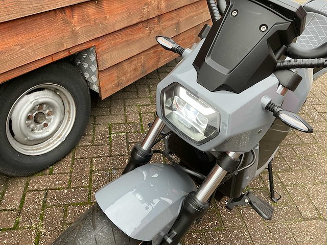 Luqi hl6 pro motorfiets - afbeelding 8 van  22