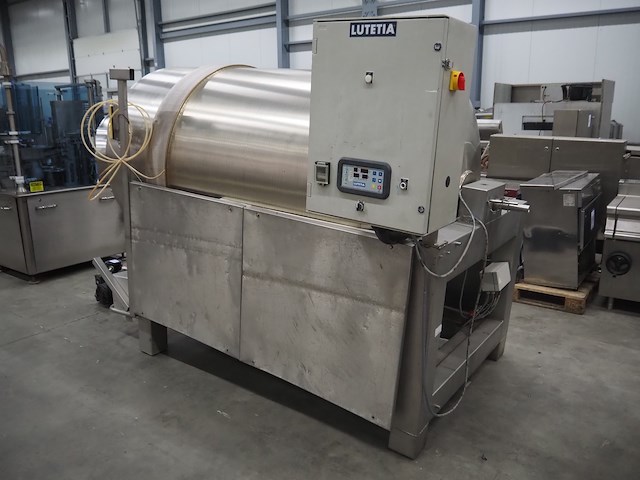 Lutetia - afbeelding 9 van  16