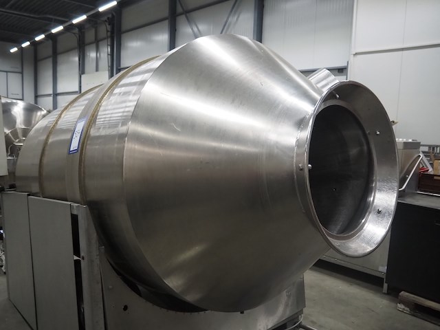 Lutetia - afbeelding 14 van  18