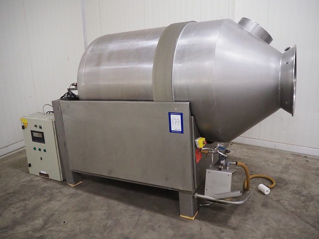 Lutetia - afbeelding 1 van  12