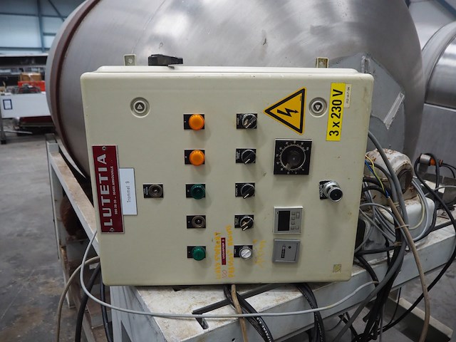 Lutetia - afbeelding 2 van  11