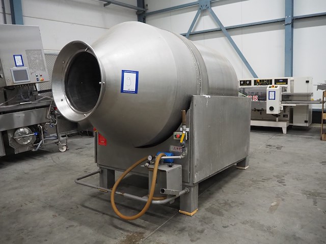 Lutetia - afbeelding 1 van  10