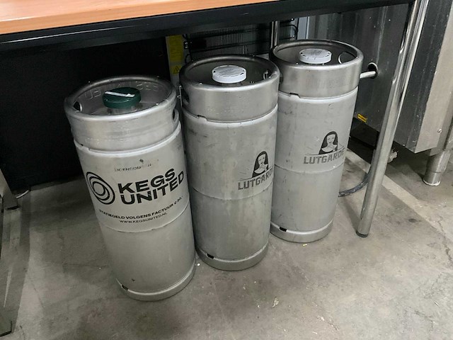 Lutgarde fusten bier (3x) - afbeelding 1 van  6