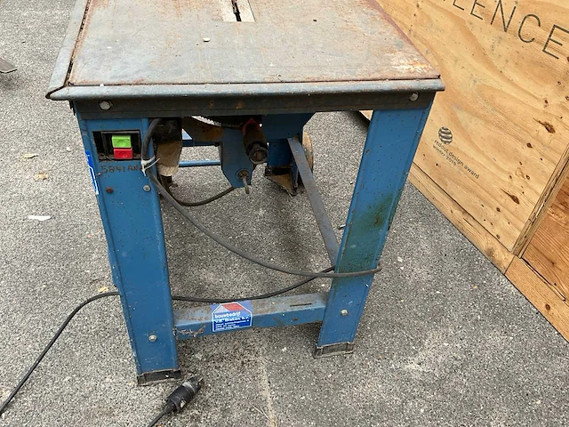 Luts jumbo 2000 tafelcirkelzaagmachine - afbeelding 3 van  4