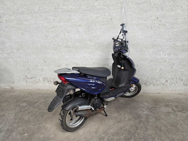 Luuko - snorscooter - sport - 25km uitvoering - afbeelding 5 van  7