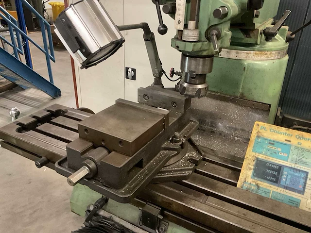 Lux mill bedfreesmachines met beweegbare kolom - afbeelding 17 van  19