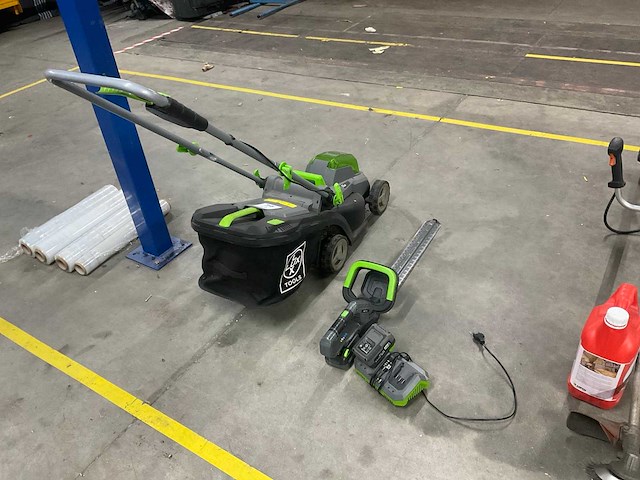 Lux tools accu grasmaaier en heggenschaar - afbeelding 3 van  10