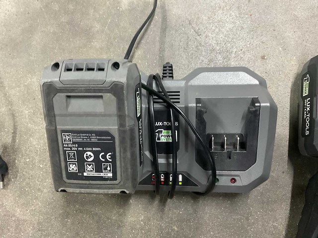 Lux tools accu grasmaaier en heggenschaar - afbeelding 8 van  10