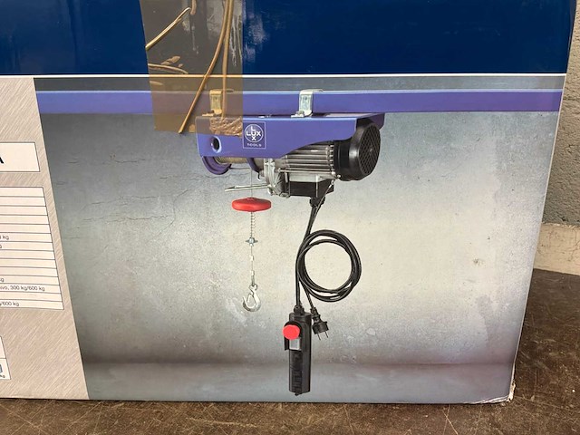 Lux tools electrische kabeltakel - afbeelding 1 van  2