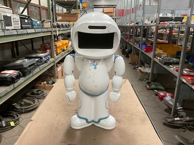 Luxai qt-tp19 educational robot - afbeelding 1 van  1