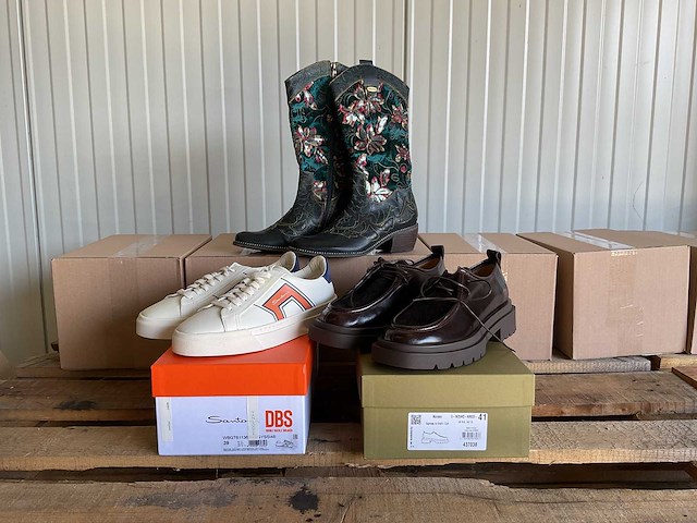 Luxe dames schoenen (3x) - afbeelding 1 van  9