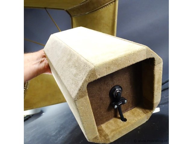 Luxe geheel lederen tafellamp - afbeelding 5 van  5