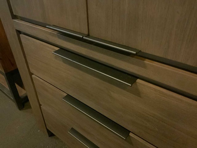 Luxe houten kast - afbeelding 4 van  8