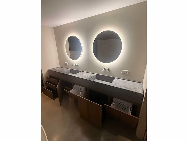 Luxe maatwerk - badmeubelset met natuurstenen dubbele wastafel – 312 x 90 cm - afbeelding 13 van  15