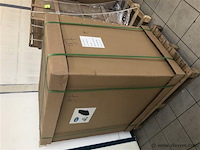 Luxe massagestoel zero gravity - zwart / rood - afbeelding 10 van  18