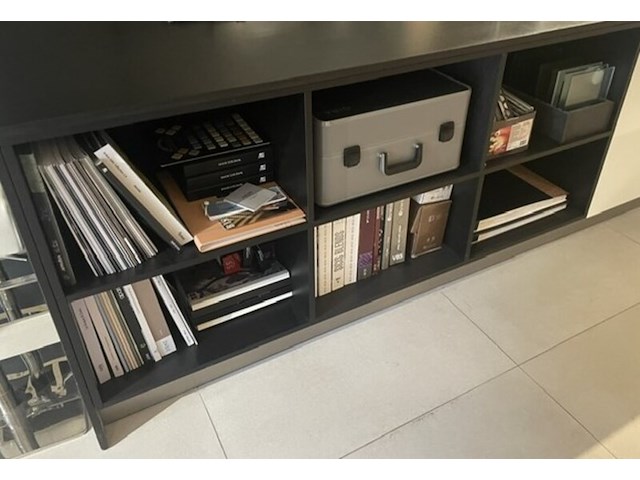 Luxe showroomkeuken, eggersmann | siemens, black oak | fronten glans wit en mat wit, 2015 - afbeelding 9 van  51