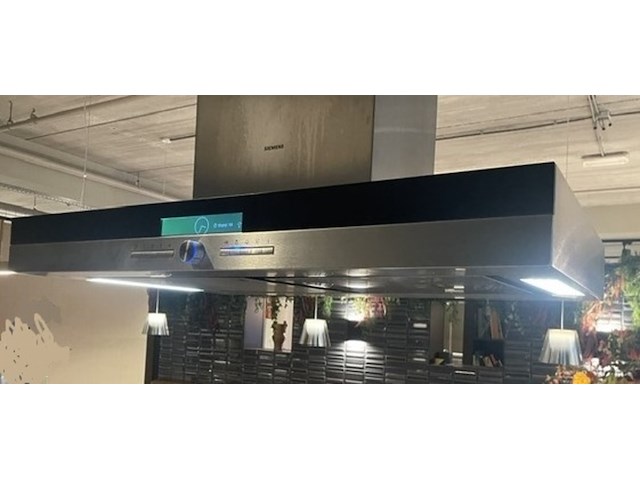 Luxe showroomkeuken, eggersmann | siemens, black oak | fronten glans wit en mat wit, 2015 - afbeelding 11 van  51