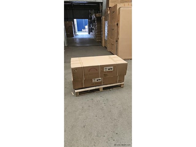 Luxe verwarmd massagebed met decoratief houten frame 200x60cm - afbeelding 4 van  5