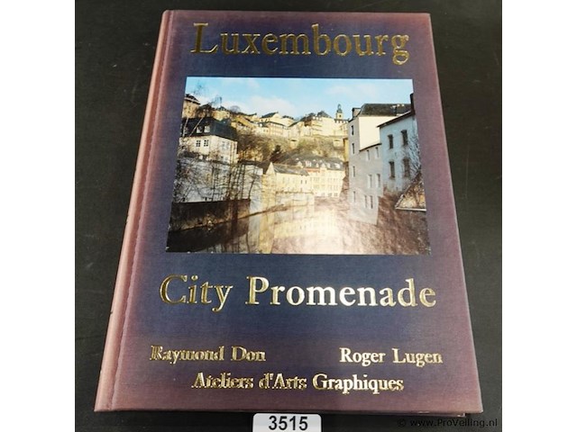 Luxembourg city promenade - afbeelding 1 van  5