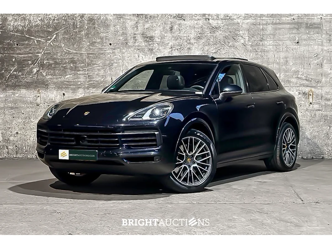 Luxury & sport cars - milsbeek