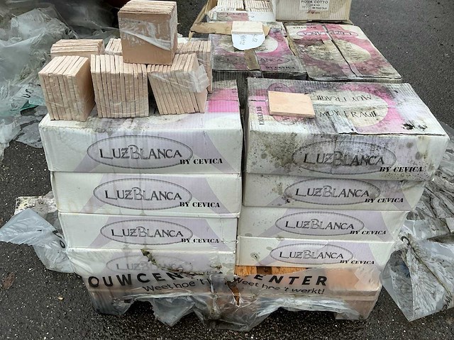 Luzblanca - roma beige - 10x10 cm - 8 m2 - partij wandtegel - afbeelding 3 van  4