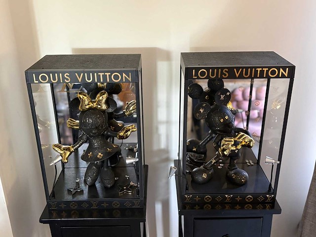 Lv style design vitrines - mickey & minnie - afbeelding 1 van  8