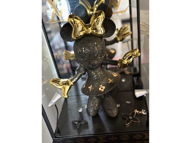 Lv style design vitrines - mickey & minnie - afbeelding 7 van  8