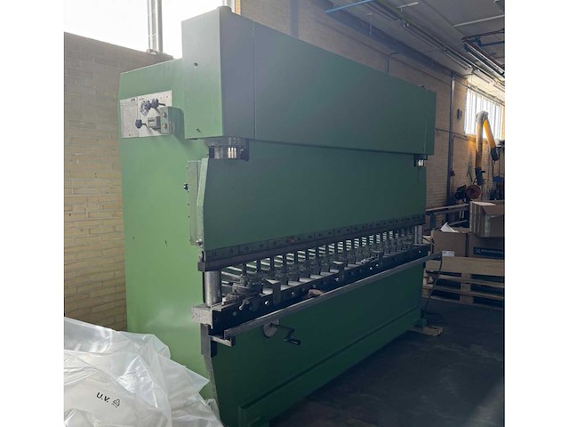 Lvb vrb 42-48kg mm2 kantbank - afbeelding 15 van  21