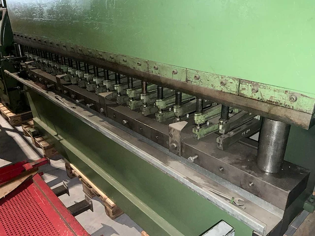 Lvb vrb 42-48kg mm2 kantbank - afbeelding 19 van  21