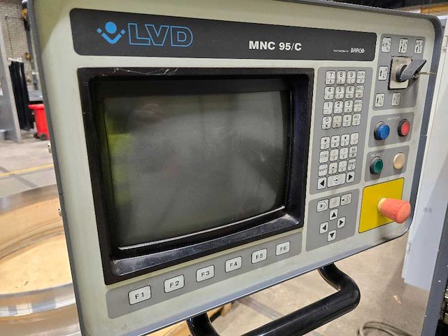Lvd - 1997 - ppeb 135/30 mnc 95c - cnc-kantbank - afbeelding 7 van  13