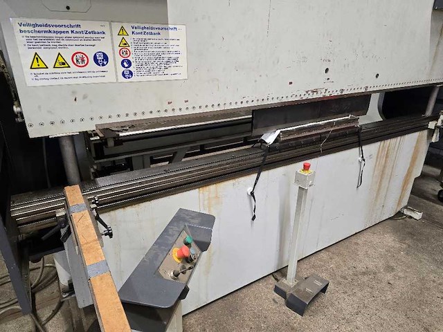 Lvd - 1997 - ppeb 135/30 mnc 95c - cnc-kantbank - afbeelding 7 van  11