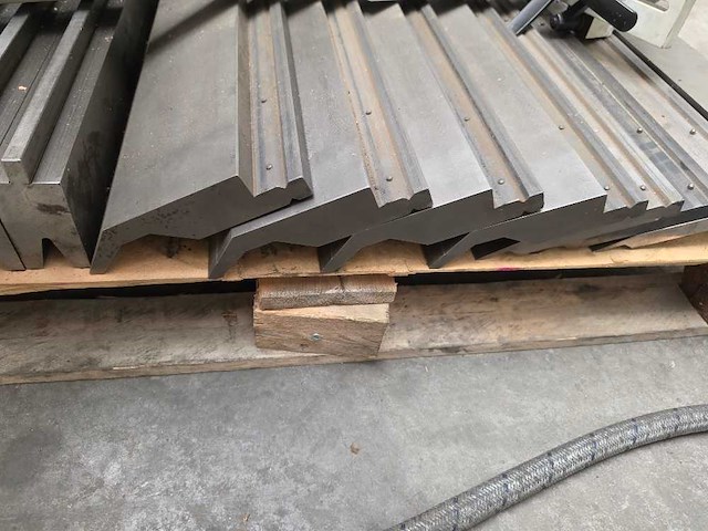 Lvd - 1997 - ppeb 135/30 mnc 95c - cnc-kantbank - afbeelding 8 van  10