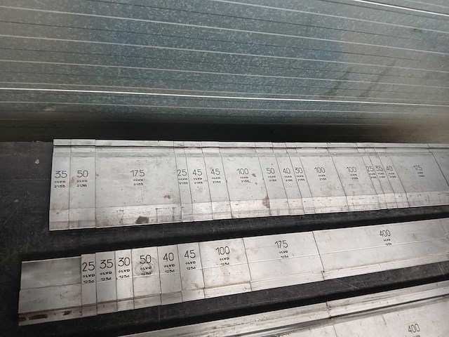 Lvd - 2155 - 1256 - boven + onder gereedschap - afbeelding 7 van  9